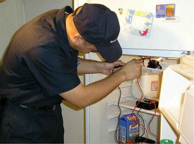 Sửa tủ lạnh nội địa Nhật điện 110v
